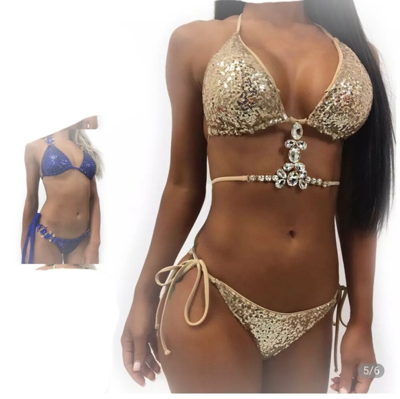 Sexy Crystal BlingBling Bikinis (Sun Bathing Only) - Picture 2 of 14